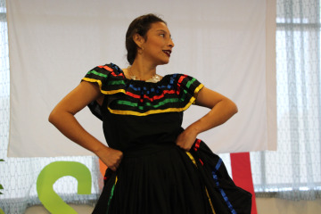 SUSI cultural event bolivian dance